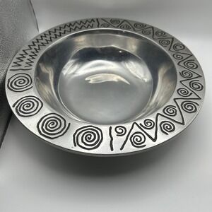 Wilton Armetale Reggae 10.5 " Round Vegetable Serving Bowl Pewter Tribal